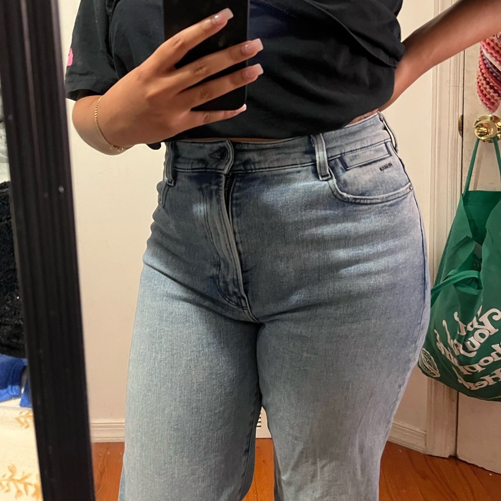 Light Blue High-Waisted Jeans